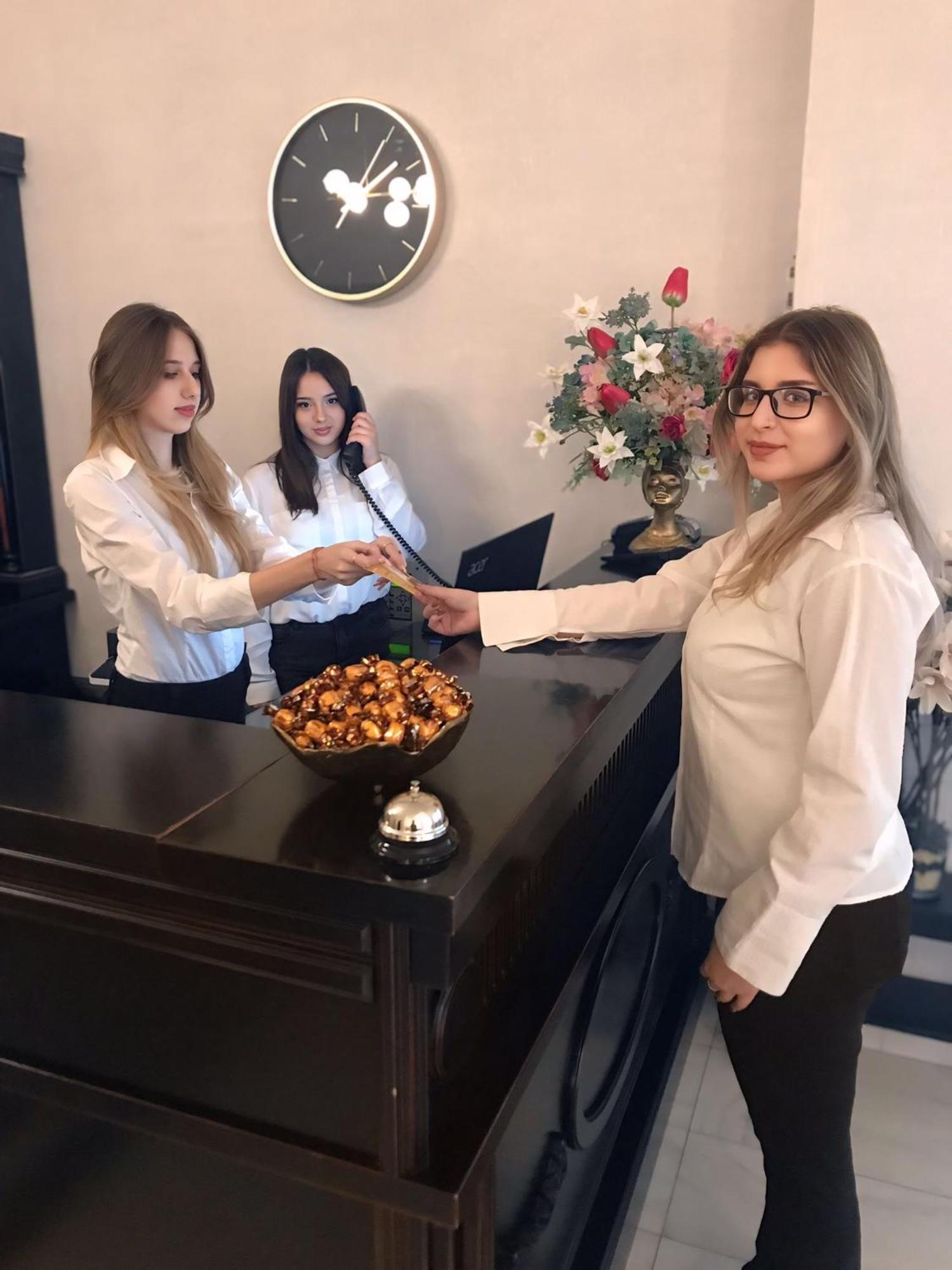 Hotel Novera Temesvár Kültér fotó